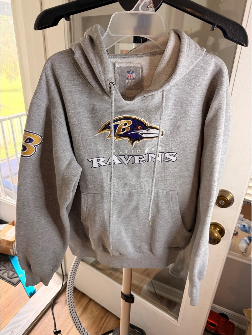 Baltimore Ravens NFL Pro Line gray hoodie Jess 1